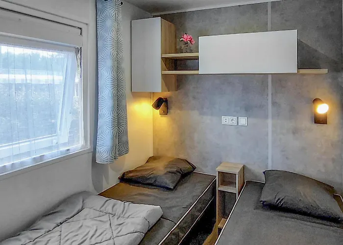 Cozy Stacaravan In Saint-julien-en Born Campsite