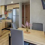 Pet Friendly Stacaravan In Saint-julien-en Born 3* Saint-Julien-en-Born